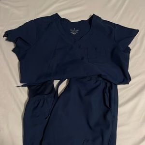Beyond scrub set- jogger bottoms